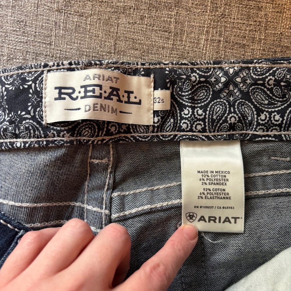 NWT Ariat jeans - Picture 4 of 7